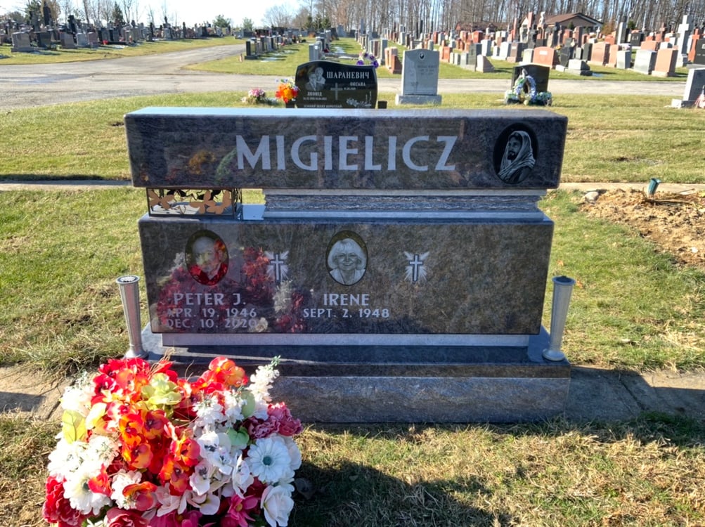 Memorial Cost Guide How To Understand the Costs and Recognize